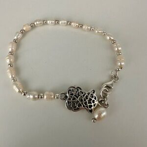 Elegant Silver and Cream Pearl Bracelet